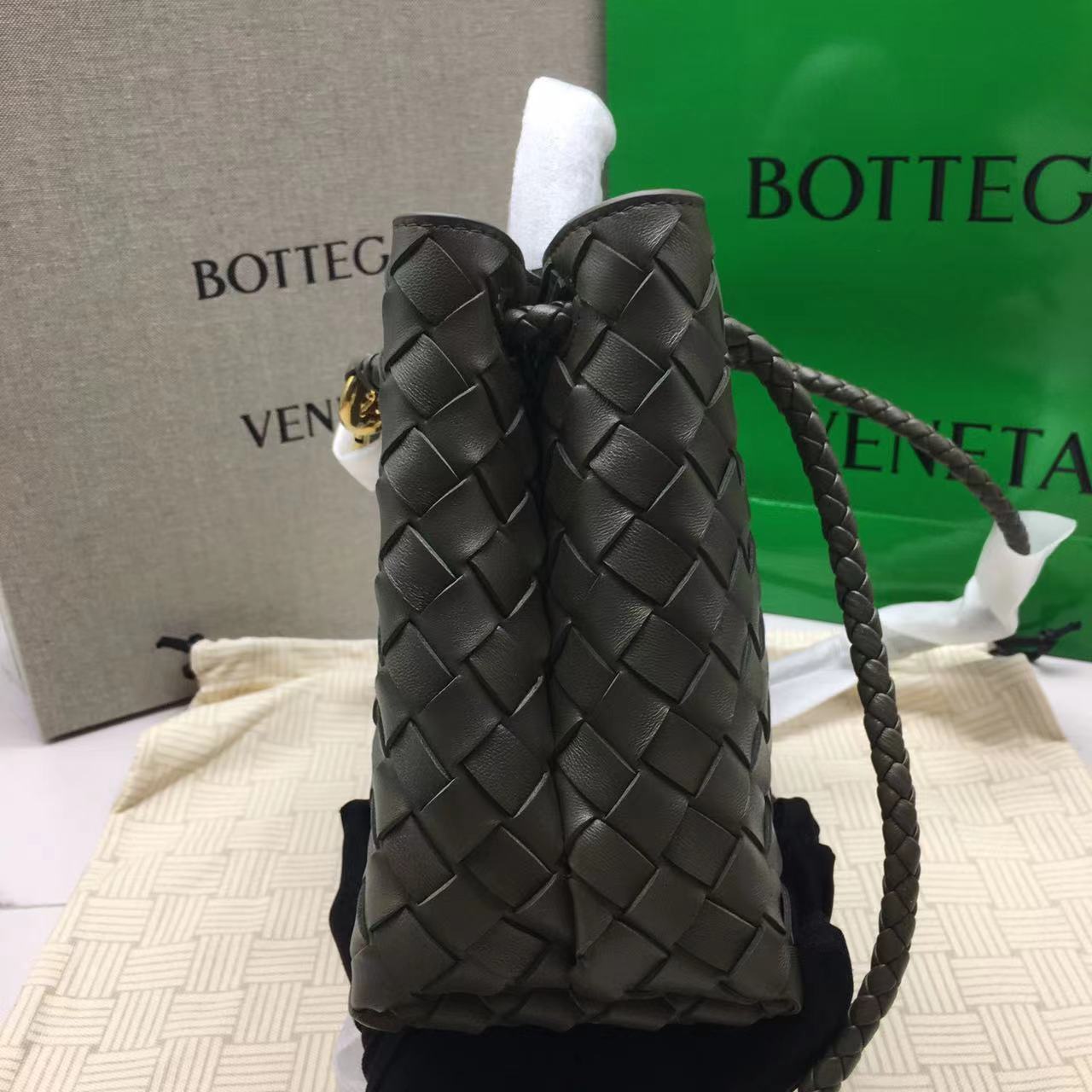 4d11304c4658453dcb4875902e9b2099_1757491662_2824.jpg