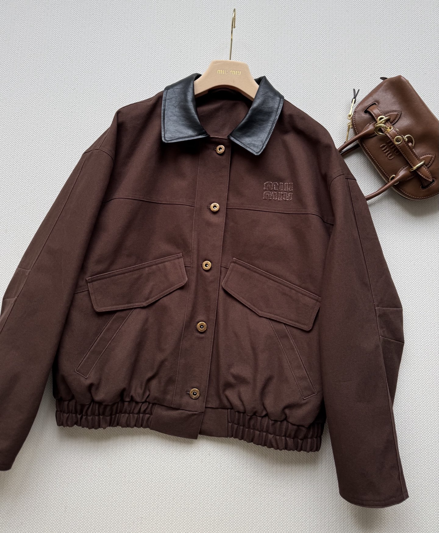 미우미우 워크에어 자켓