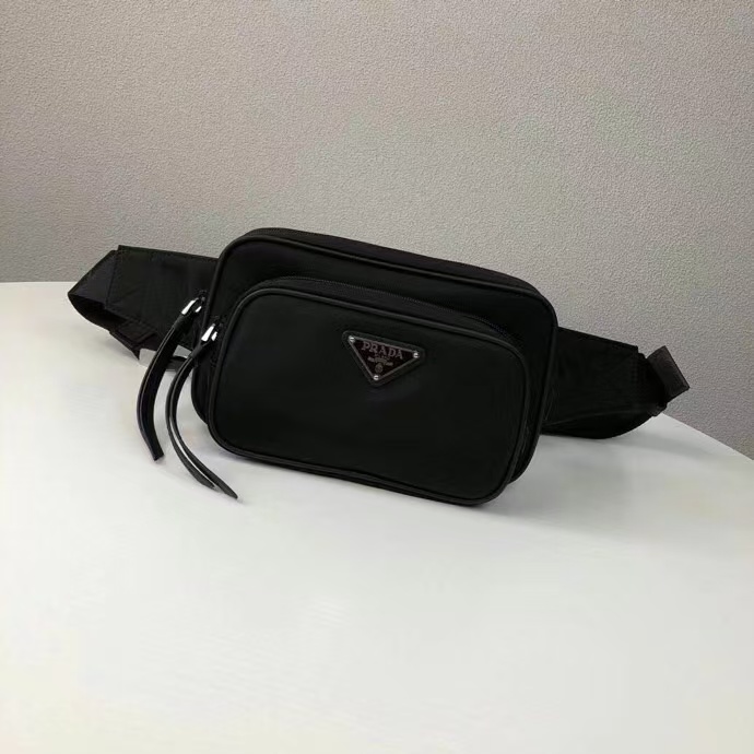 프라다 로고 벨트백