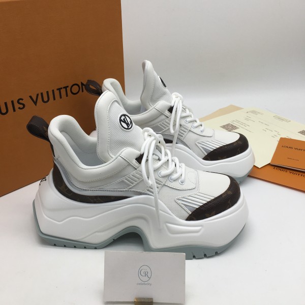 루이비통 아치라이트 굽높이 8cm 245mm (3일이내 수령가능) 당일출고