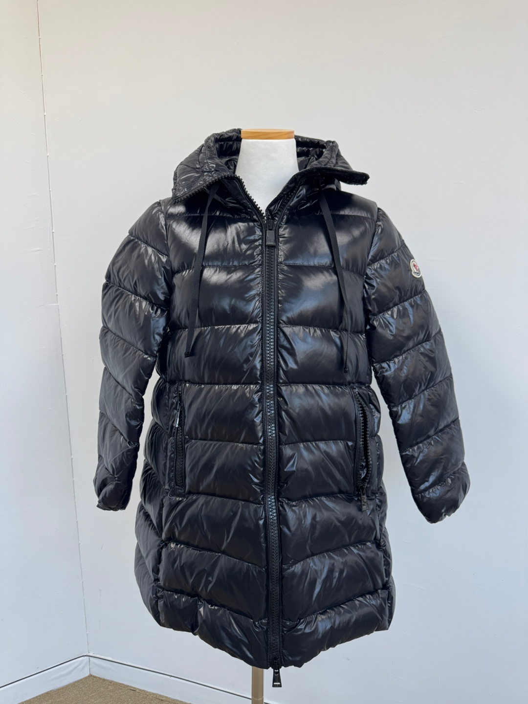 몽클레어 수엔 패딩 2사이즈 (3일이내 수령가능) 당일출고