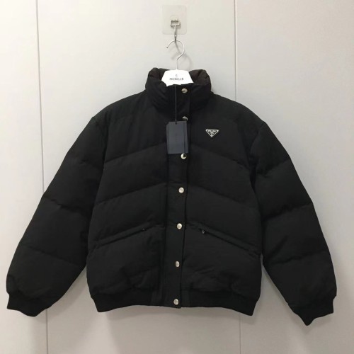 프라다 패딩 블랙 L사이즈 (3일이내 수령가능) 당일출고