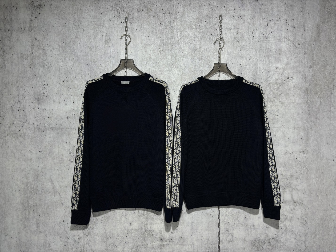 디올 스웨터 LSIZE (3일이내 수령가능) 당일출고