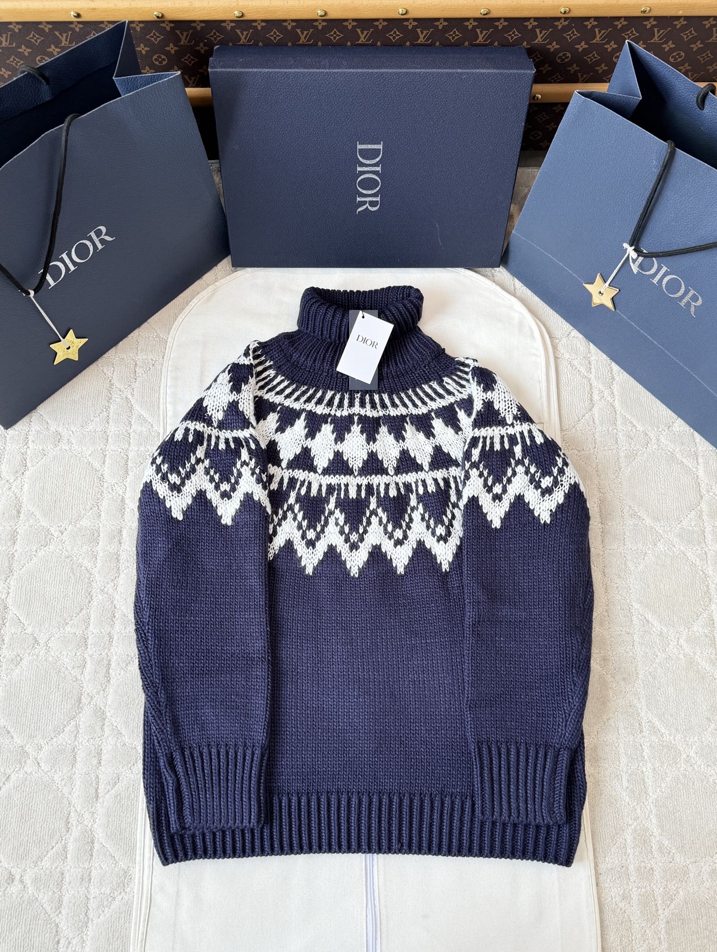 디올 25FW 울 니트 스웨터