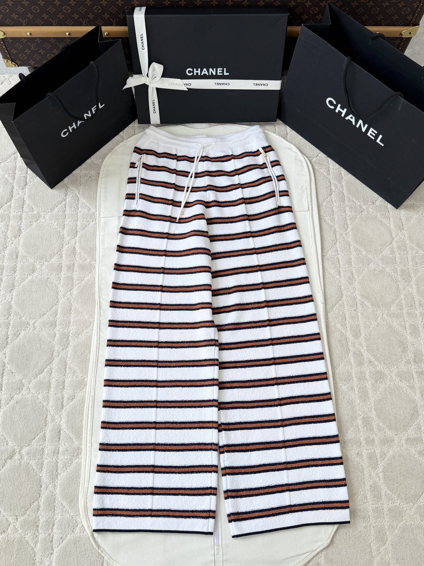 샤넬 스트라이프 팬츠