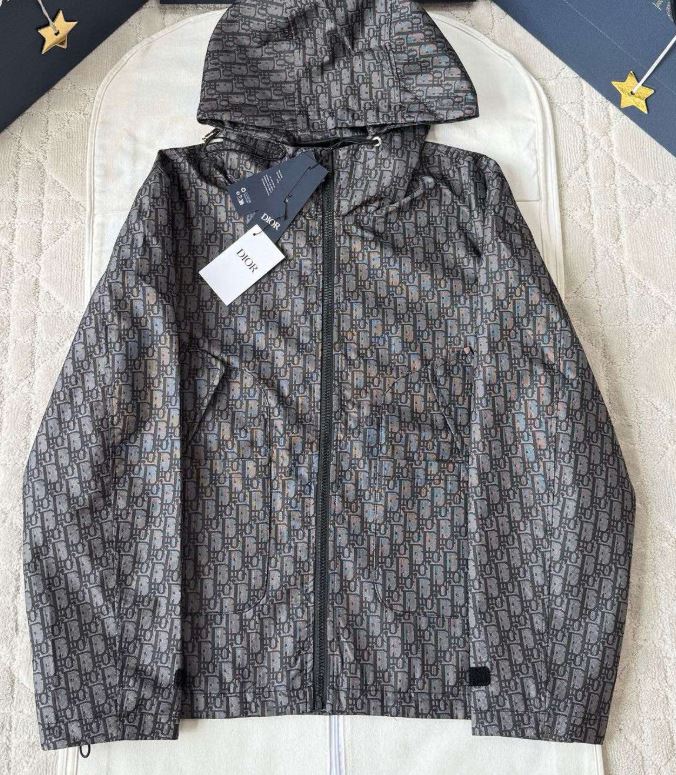 디올 오블리크 바람막이 M사이즈 (3일이내 수령가능) 당일출고