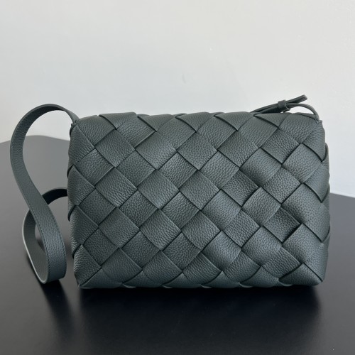 보테가베네타 라지 디아고