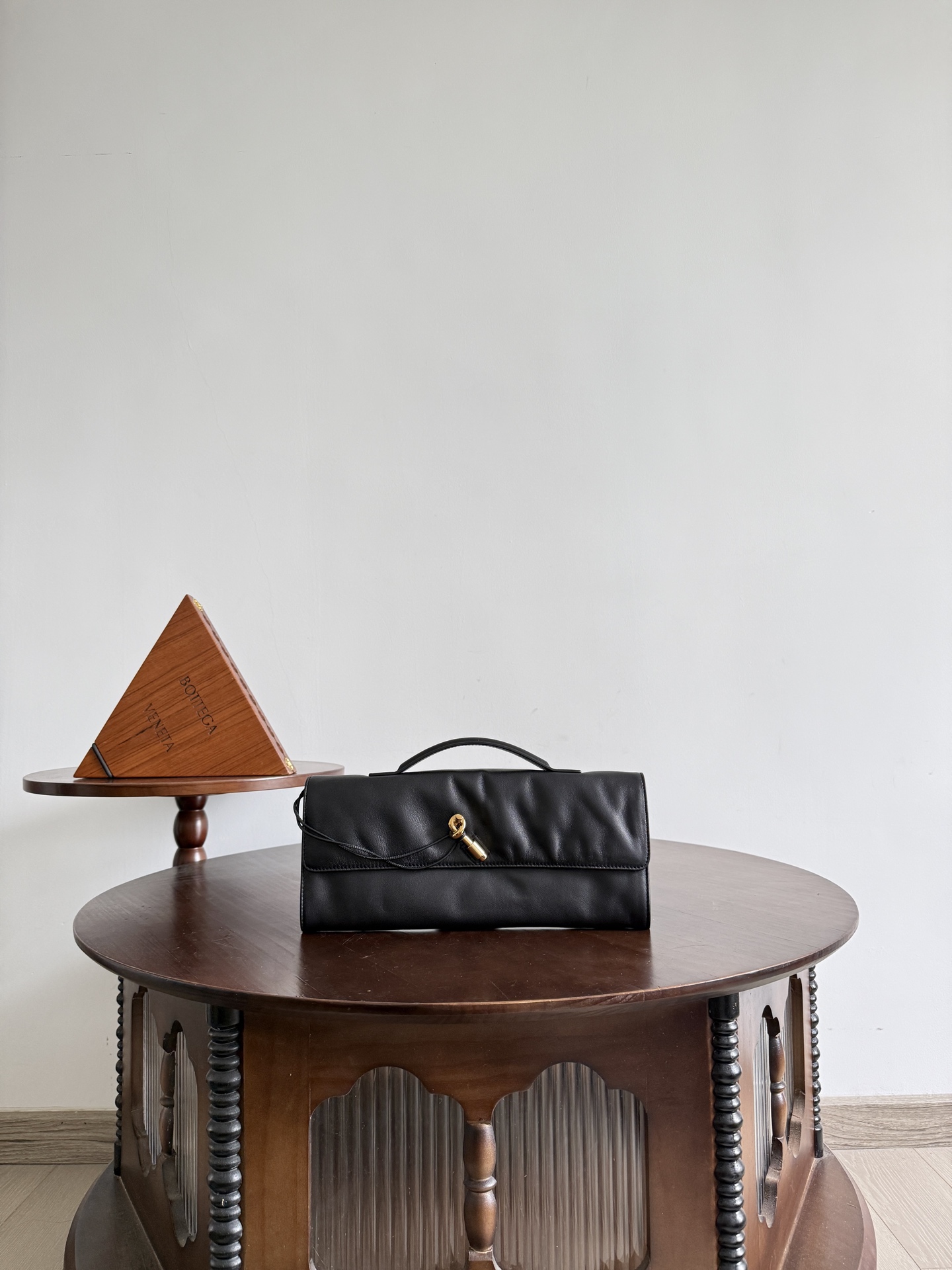 보테가베네타 안디아모 클러치 블랙