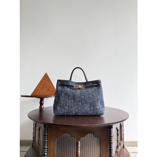 보테가베네타 스몰 안디아모 836381 [100% 정품 가죽 사용 최상급 퀄리티]