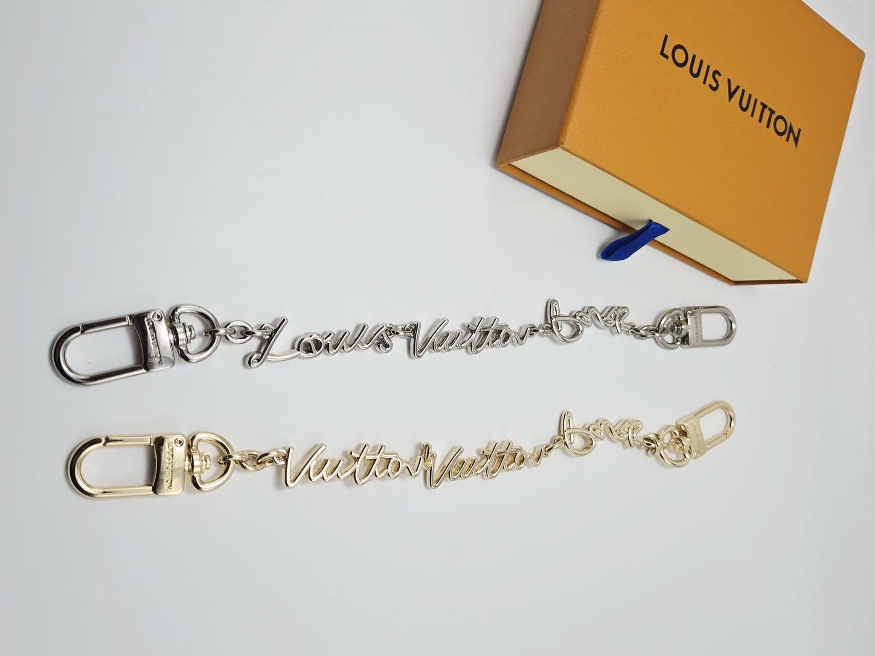 루이비통 LV 스크립트 체인 백 참