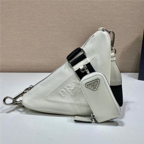 PRADA 프라다 가죽 트라이앵글 숄더백 1BH190